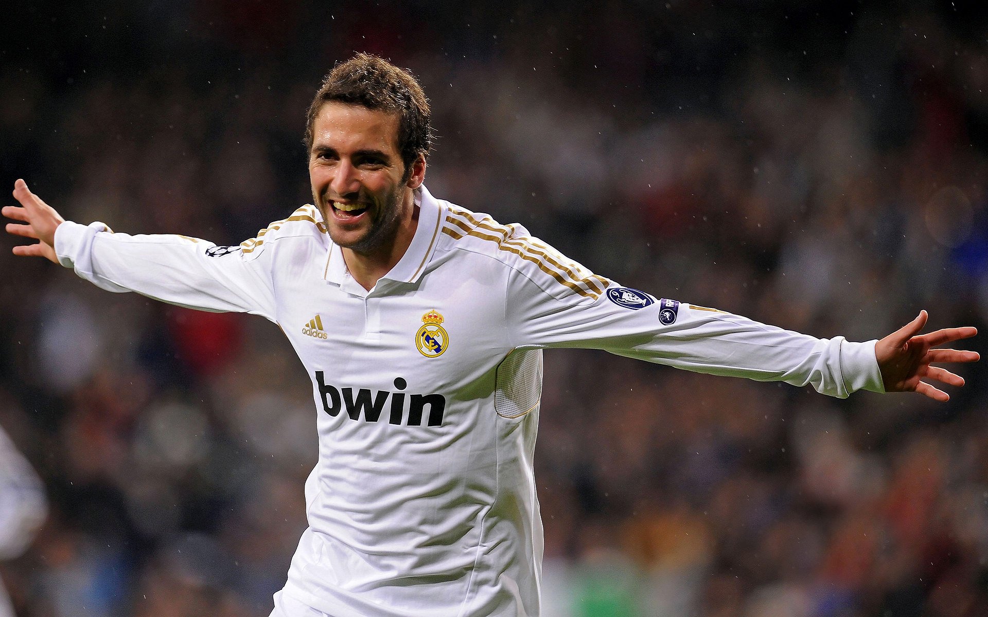 德布劳内，攻防转换的艺术大师，墨西哥血拼利物浦的战术启示