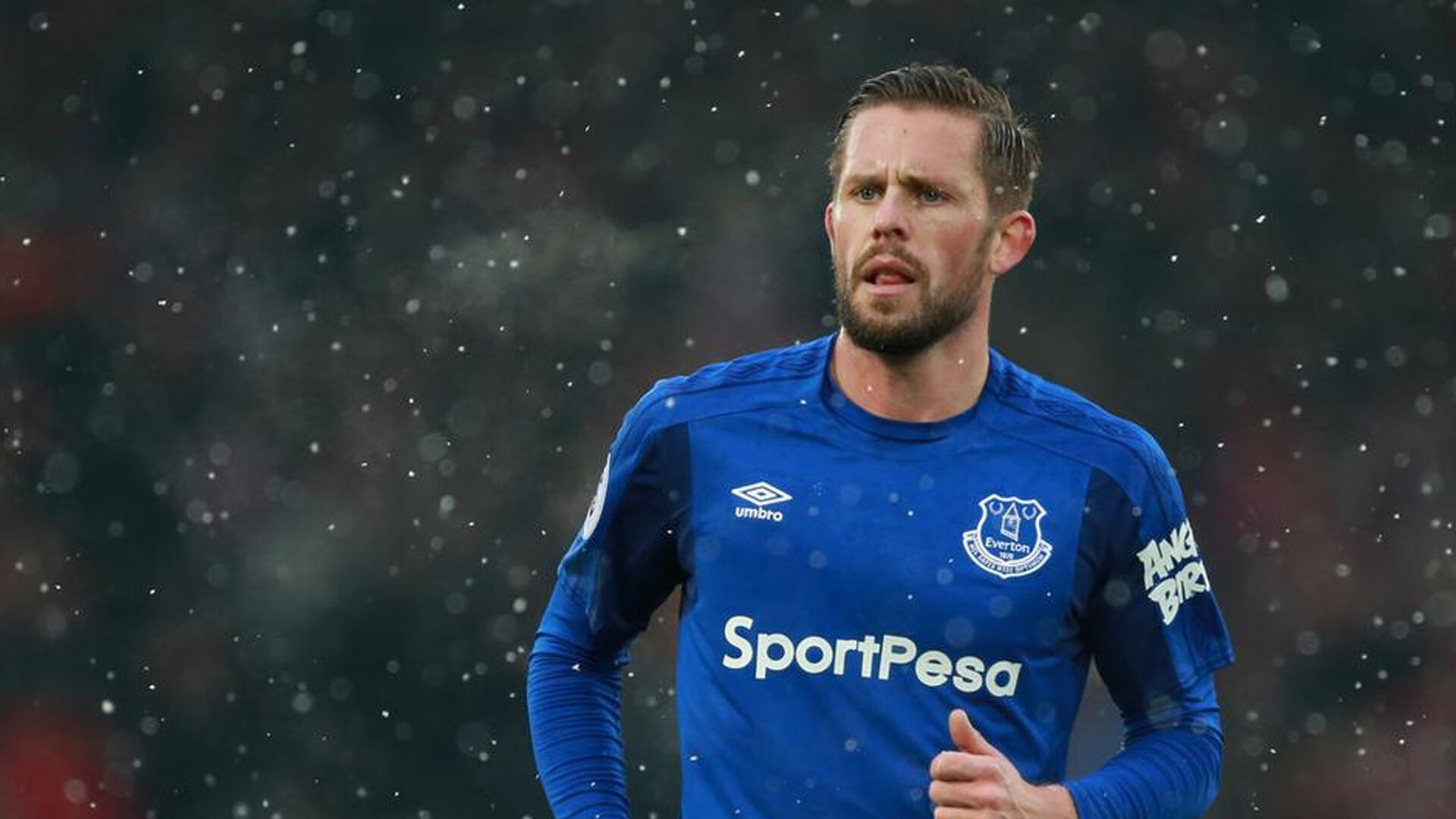 奥运周期关键战焦点战，马赛争冠战胜出莱比锡红牛，体育精神的跨时空交响