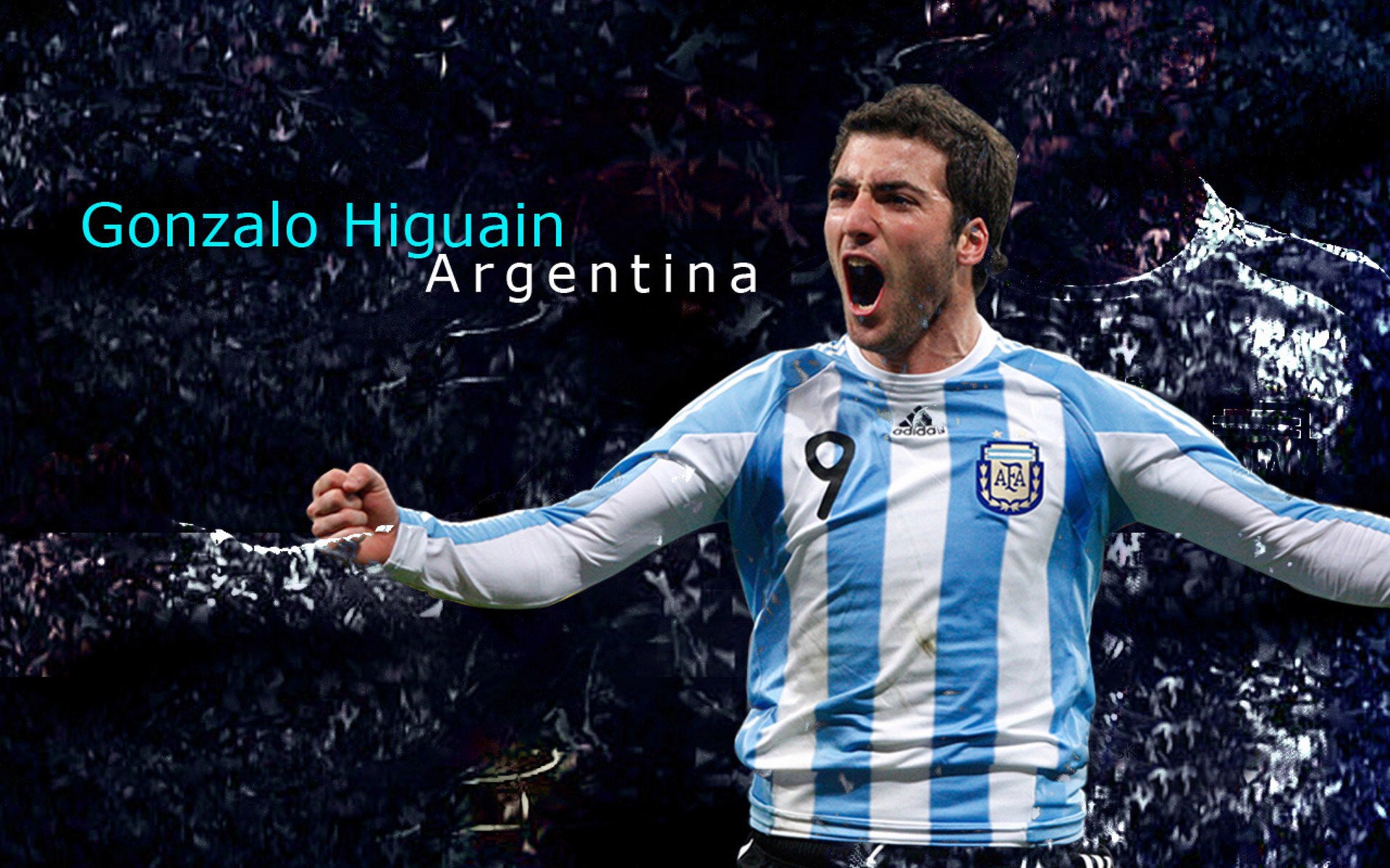 当蓝黑条纹遇见旭日旗，萨拉赫在米兰与日本的错位时空中加冕