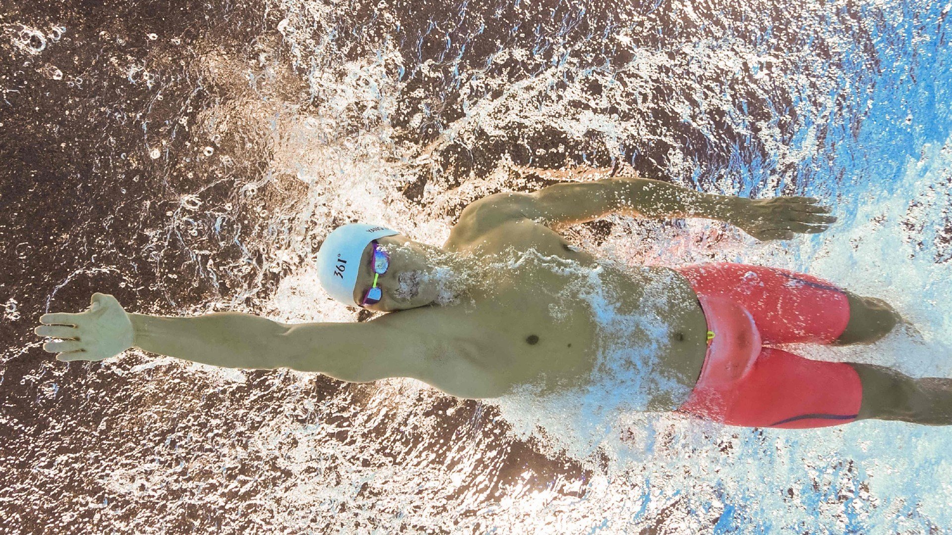 开云体育-凯尔特人速胜勇士，戈贝尔在奥运周期关键战接管比赛